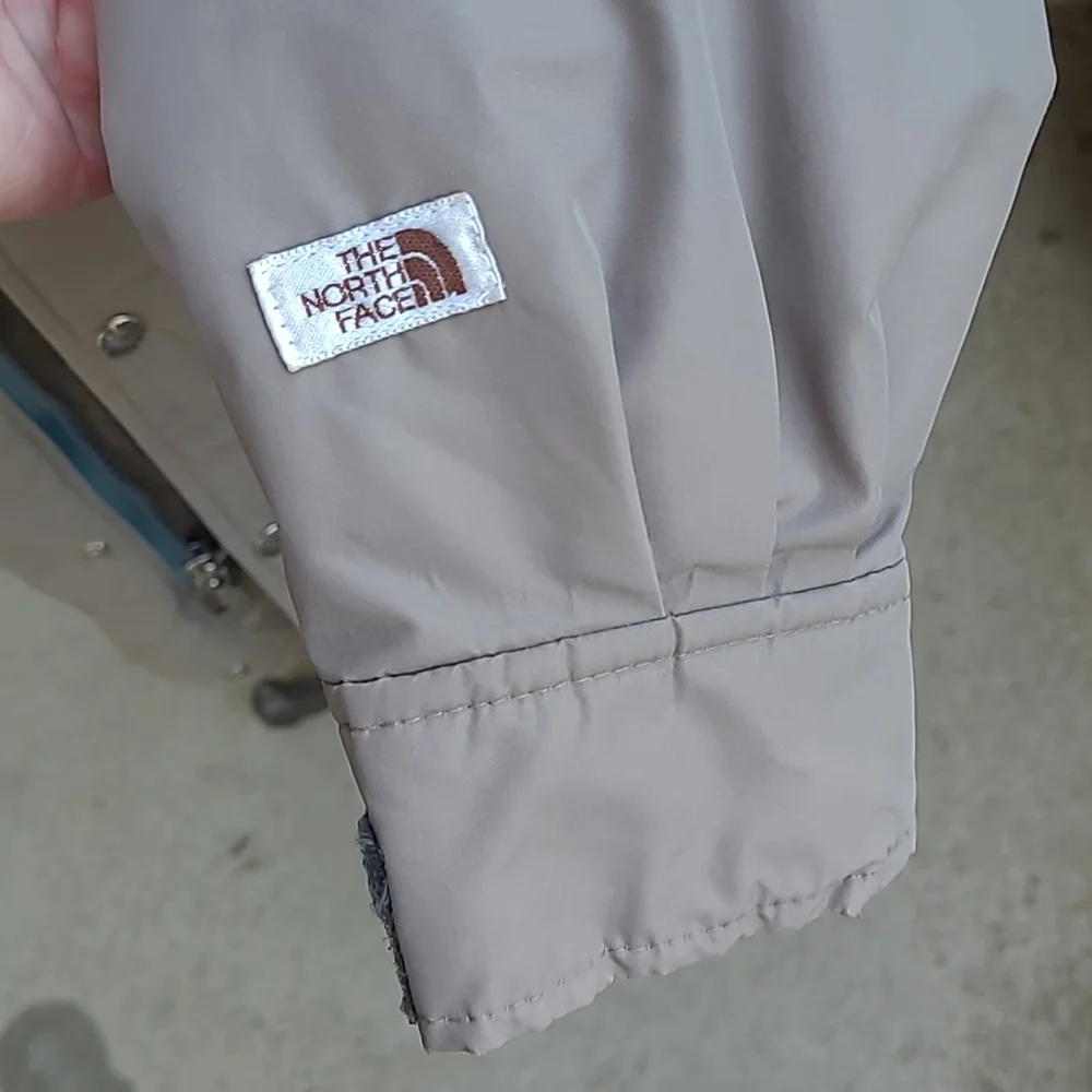 THE NORTH FACE Khaki Beige Tan Nylon Fill Gore Tex USA Mens Sz M Jacket Coat VTG